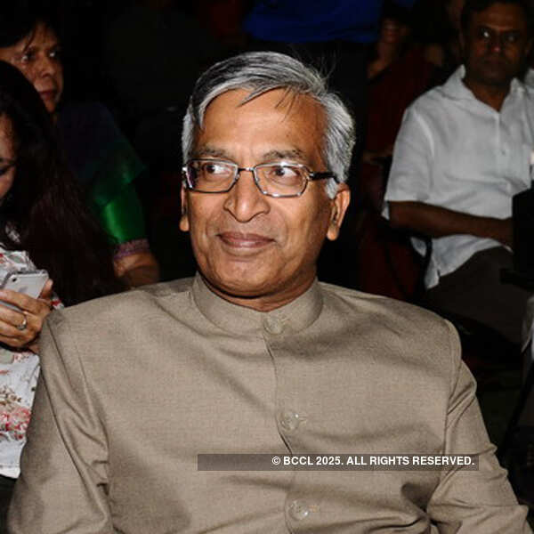 Readings from Ustad Amjad Ali Khan's book