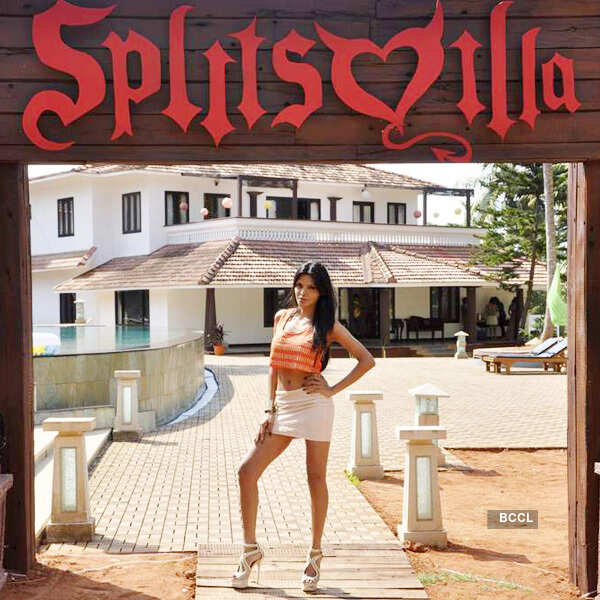 Sherlyn, Nikhil on sets of Splitsvilla