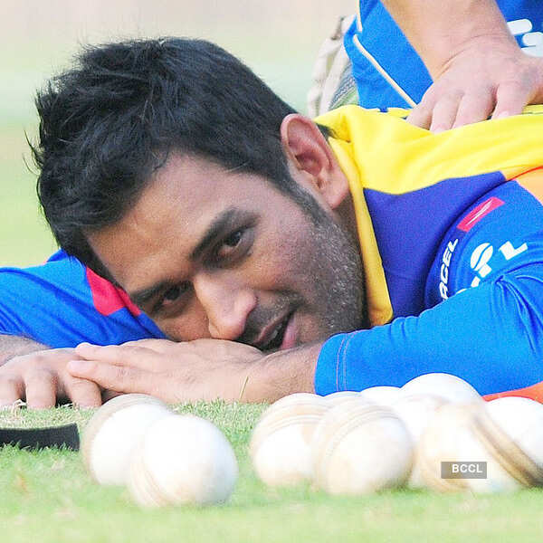 MS Dhoni in legal soup