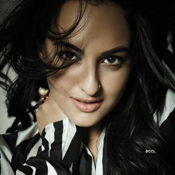 Sonakshi Has Signed Prabhudevas Action Jackson With Ajay Devgn And 