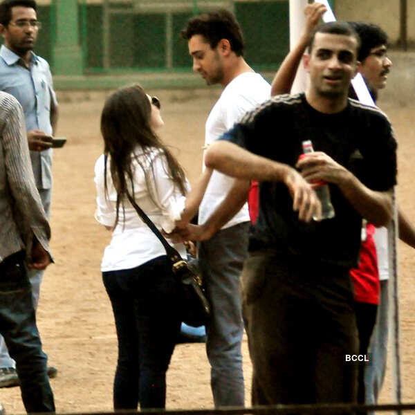 Aamir plays football with family