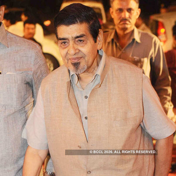 Bride's the astrologer