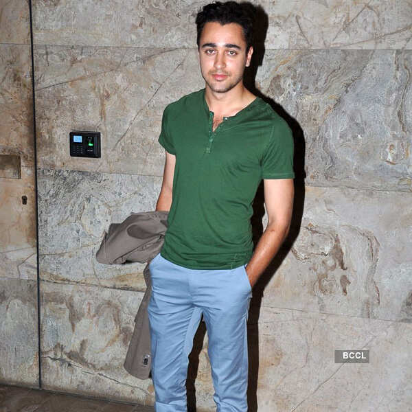 Aamir, Imran watch Star Trek