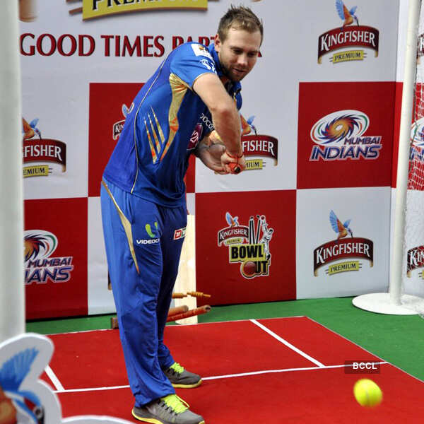 Mumbai Indians get Bowl Out