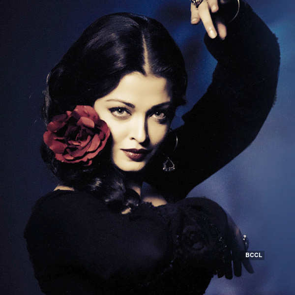 Svelte Aishwarya Rai Bachchan Gyrating In A Black Gown In The Song Udi Neendein Aankhon Se Is Surely Embedded In Viewer S Memory For Ever