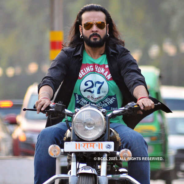 Salman Khan trains Santosh Shukla