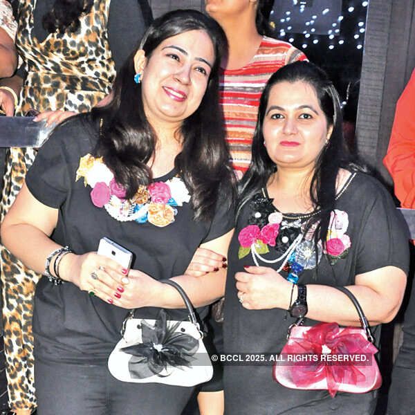 Judwa themed party in Kanpur