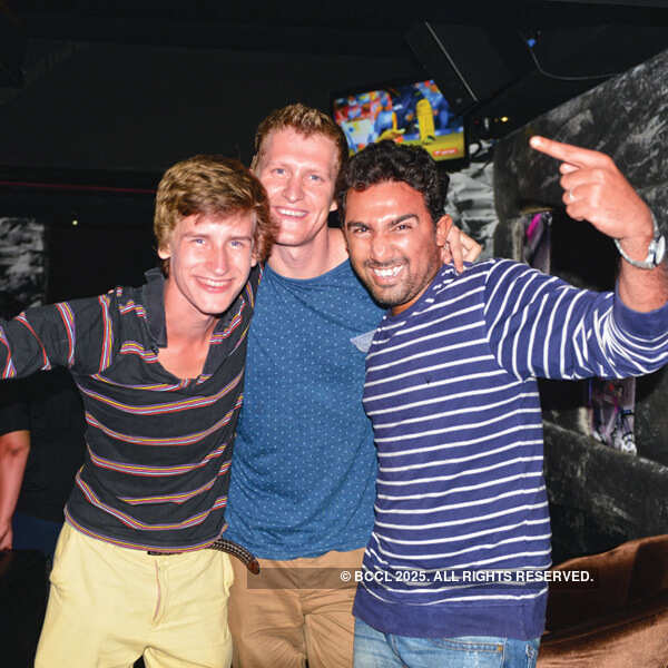 Smashing party time in town