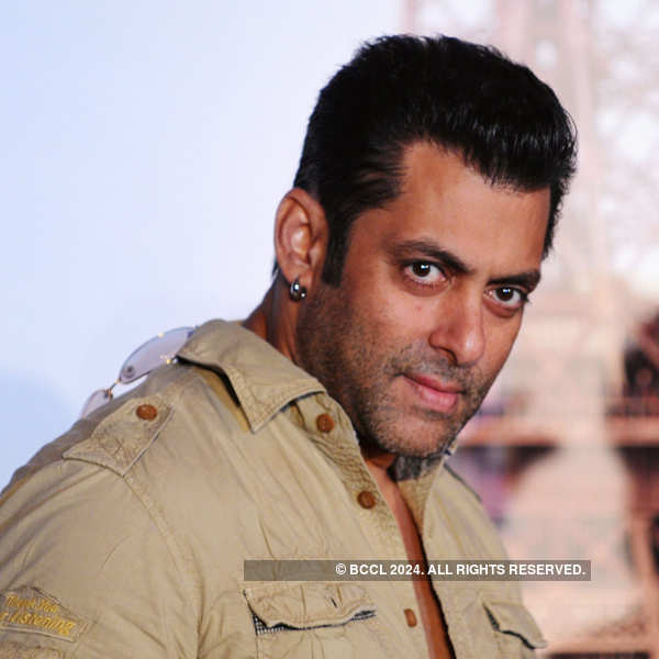 Salman supports Sana