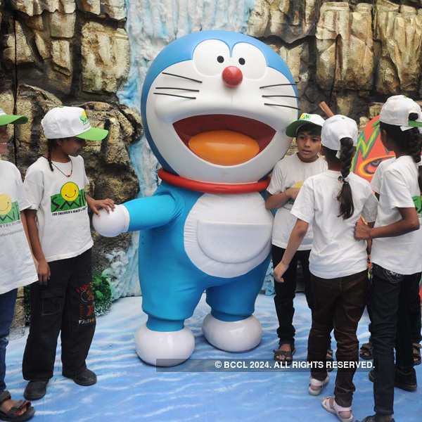 Kids have fun with Doraemon