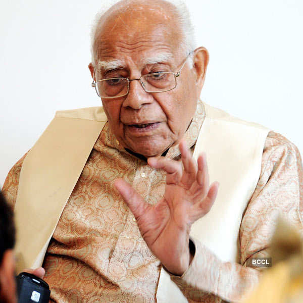Ram Jethmalani expelled from BJP for 6 years