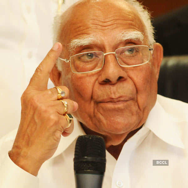 Ram Jethmalani expelled from BJP for 6 years