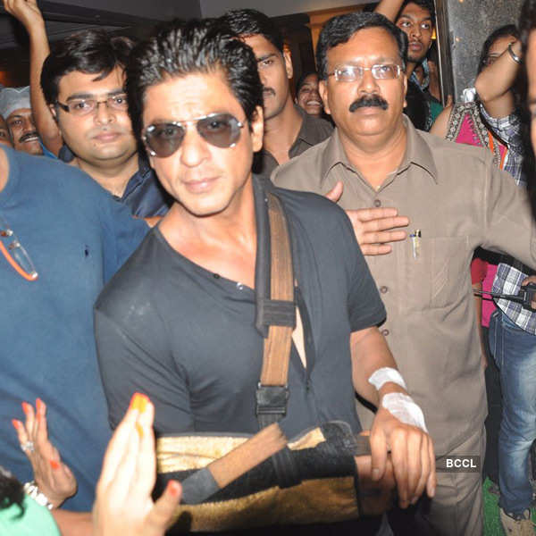 SRK discharged after shoulder surgery 