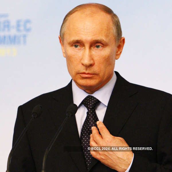 Vladimir Putin backs gay adoption ban