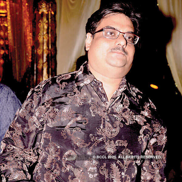 Sameer, Mayuri Srirangwar's wedding reception