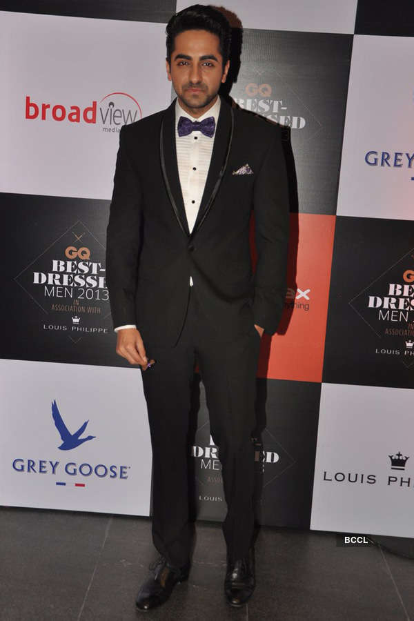 ayushmann khurrana black suit