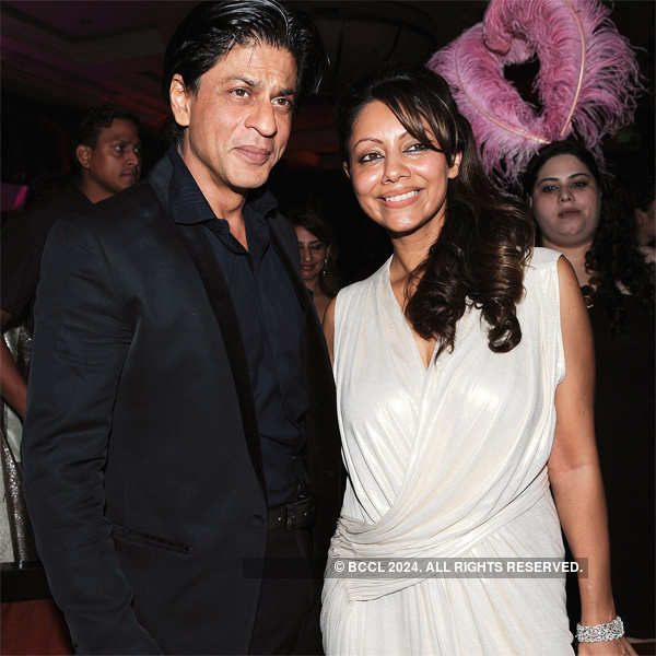 SRK, Gauri to have third baby!