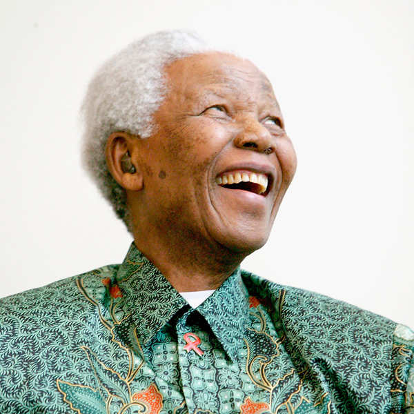 Nelson Mandela passes away