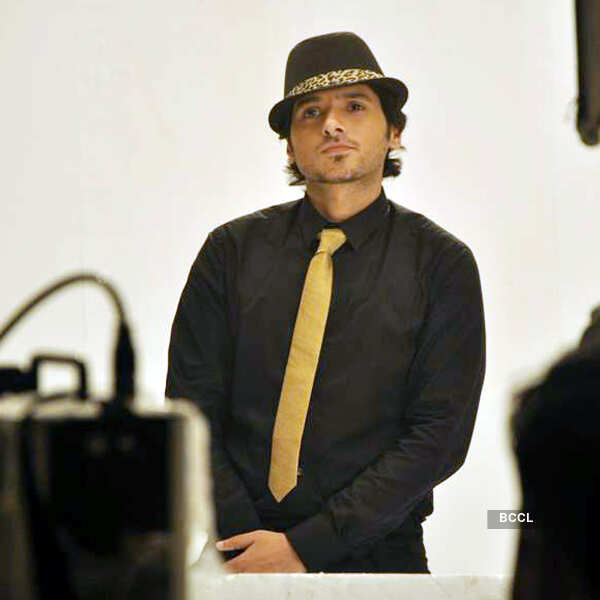 Zaalim Dilli: On the sets