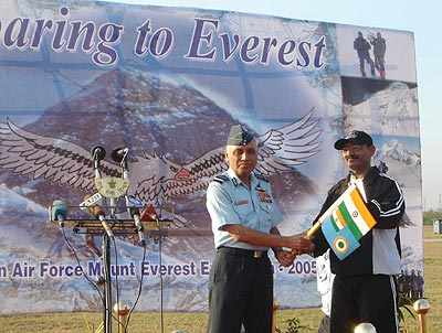 2005: IAF Everest Expedition
