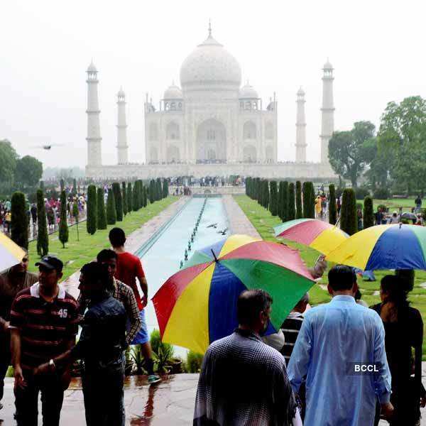 Taj Mahal ranked 3rd among top landmarks in world