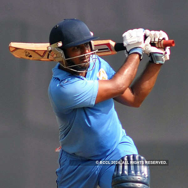 Dhoni ruled out of Tri-series, Rayudu named as replacement