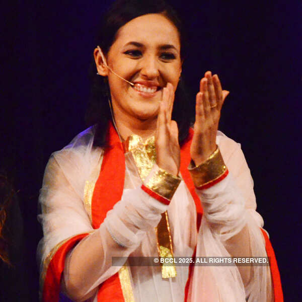 Jesting with mythology