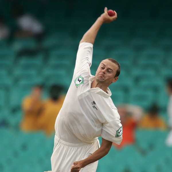 NZ fast bowler Chris Martin retires