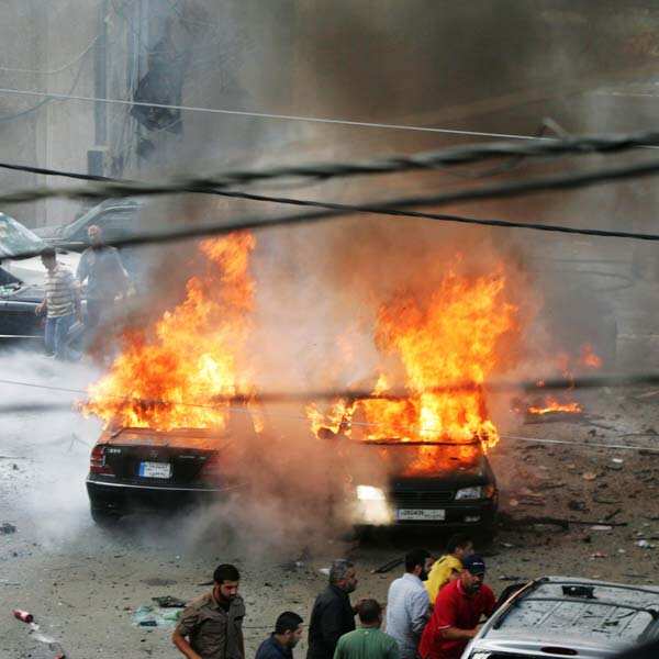 18 hurt after car bomb hits Beirut