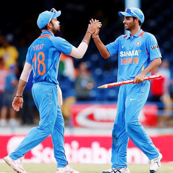 WI Tri-series '13: Bhuvneshwar leads India to final