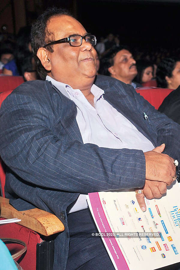 Salaam, Delhi Ladies