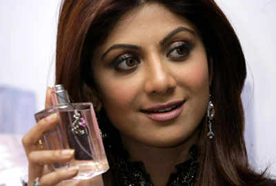 Shilpa: Launches Perfume