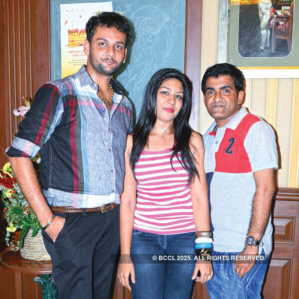 Calling B'wood song lovers