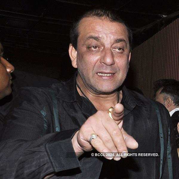Sanjay Dutt helps jail authorities with clerical work