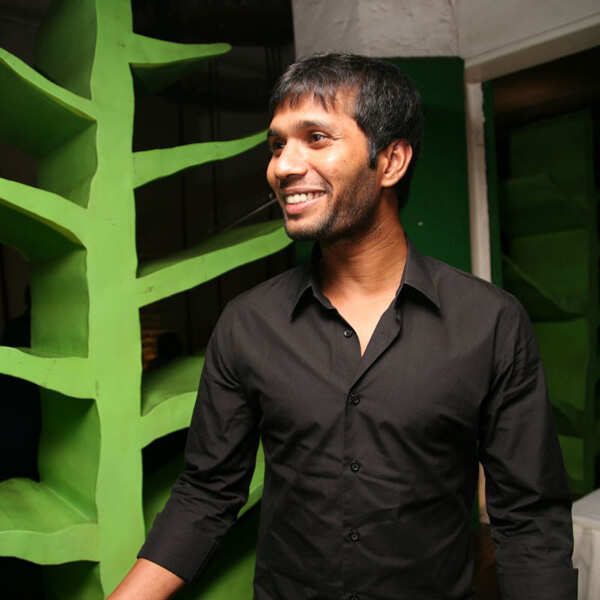 Cafe's anniversary bash