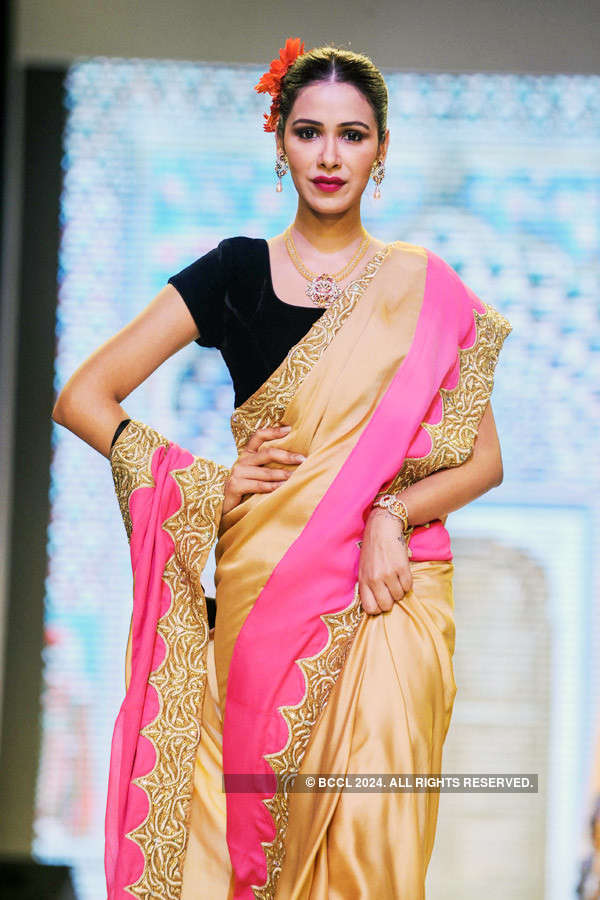 IIJW'13: Jewels Trendz