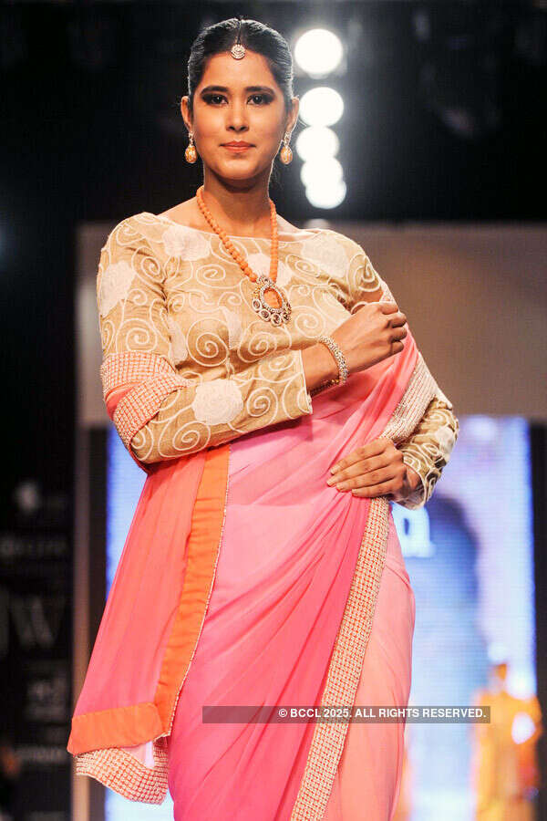 IIJW'13: Jewels Trendz