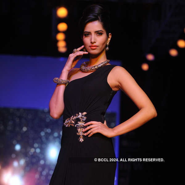 IIJW'13: Saboo Fine Jewels