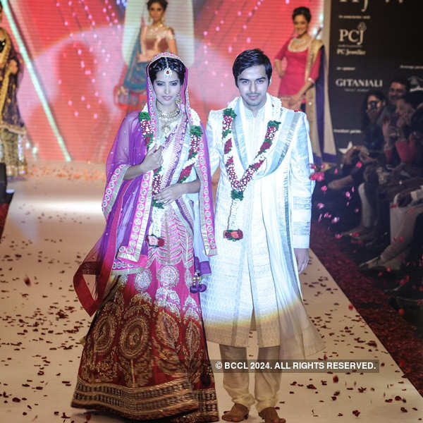A model walks the ramp for jewellery designer Gitanjali Gems during the ...