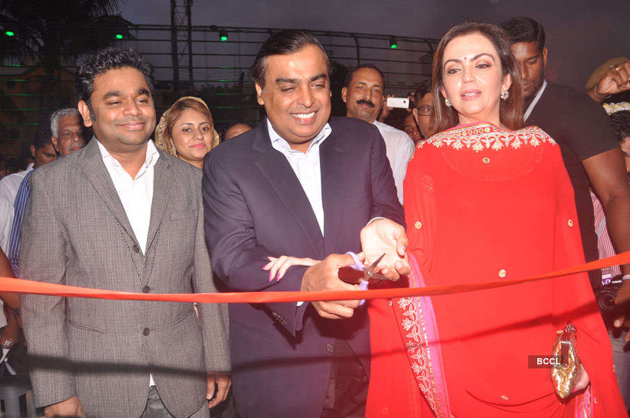 Mukesh Ambani And Nita Ambani Cut The Ribbon As Ar Rahman Look On During The Inauguration Function Of Rahman S Dream Project The Km College Of Music And Technology School In Chennai