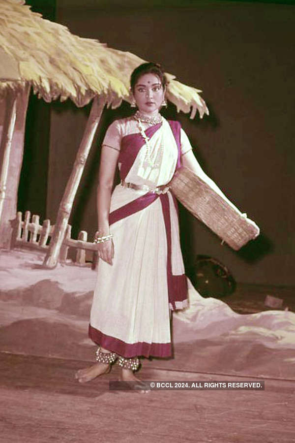 Vyjayanthimala's TOI Archives - 100 Years of Indian Cinema