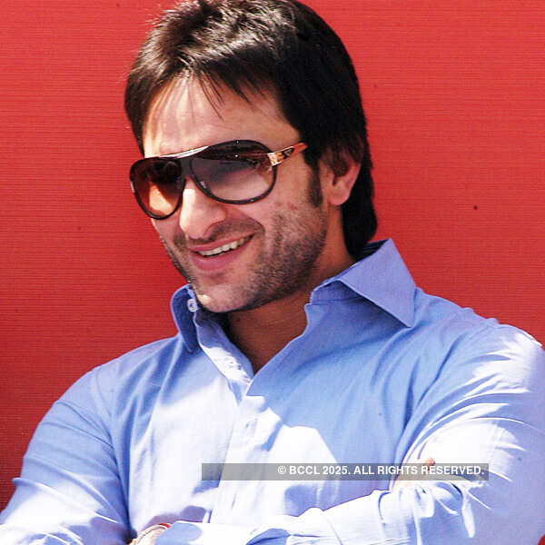 Saif Ali Khan turns 43!