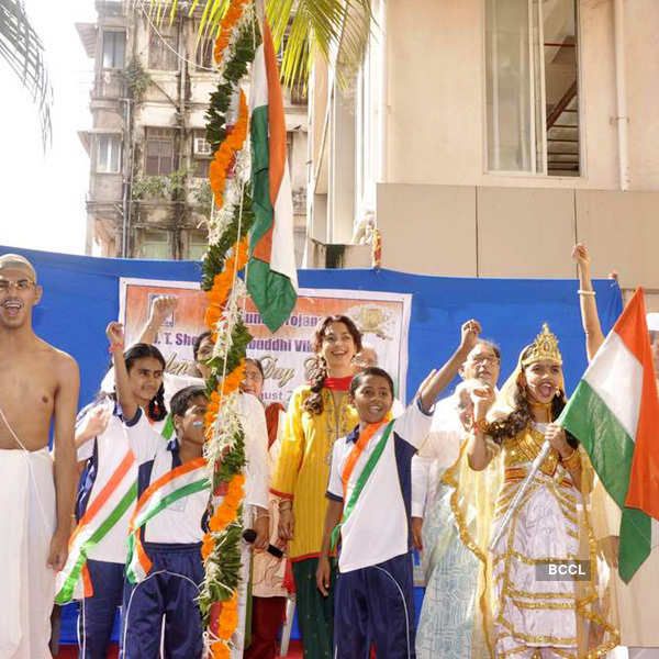Juhi celebrates Independence Day