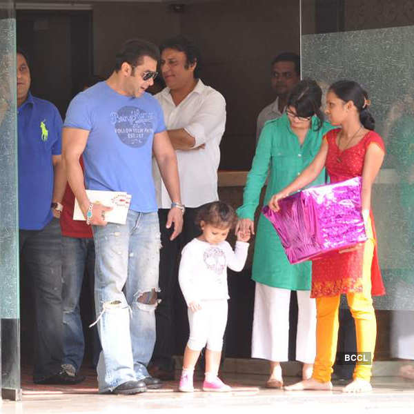 Salman's family outing