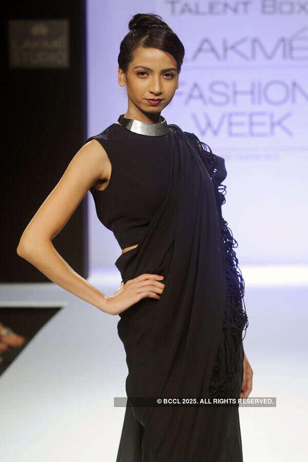 LFW'13: Shikha & Vinita