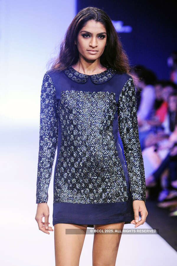 LFW'13: Anushka Khanna