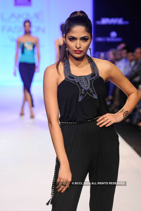 LFW'13: Reliance Trendz