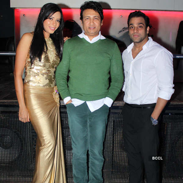 Rozlyn Khan's b'day party