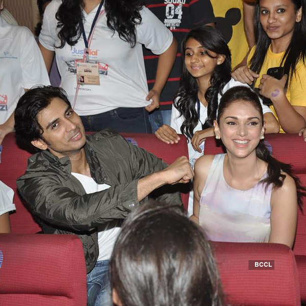 Aditi Rao Hydari celebrates Teacher's Day