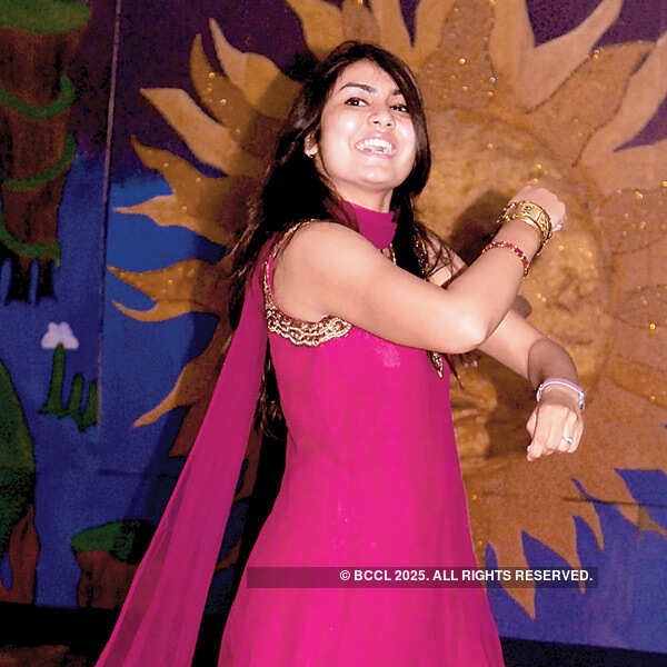 Ramdeobaba College's stylish party